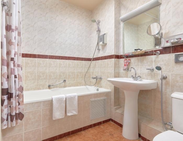 2-местное 2-комн. люкс (центр, 3 эт.), корп. 2 - Санаторий «им. М.В. Фрунзе» Сочи