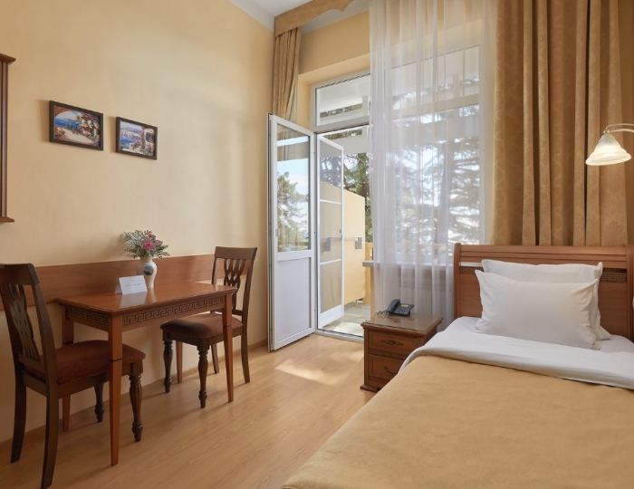 2-местное 2-комн. станд. TWIN (3-4 эт.), корп. 1 - Санаторий «им. М.В. Фрунзе» Сочи